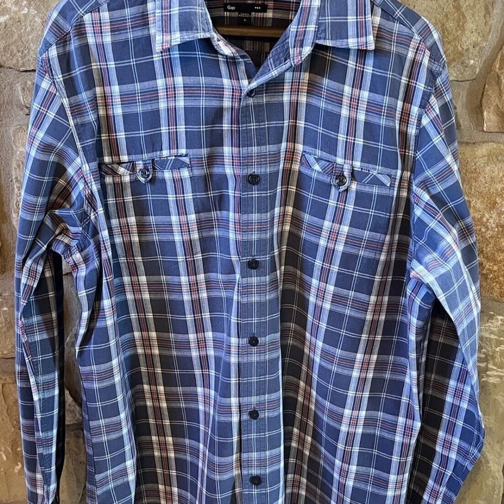 Gap Classic Fit Button Down Blue Plaid Shirt Men’s Large Roll Tab Long Sleeves